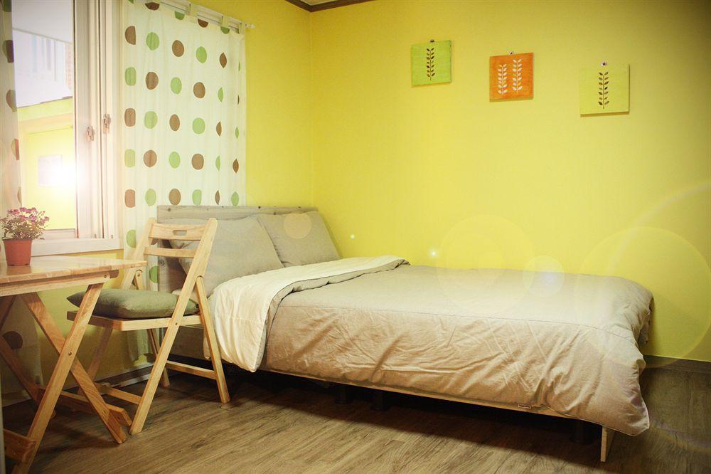 Lee & No Guesthouse Hongdae Séoul Extérieur photo