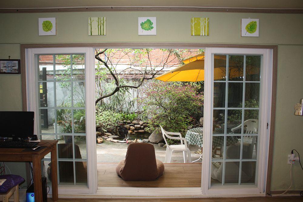 Lee & No Guesthouse Hongdae Séoul Extérieur photo