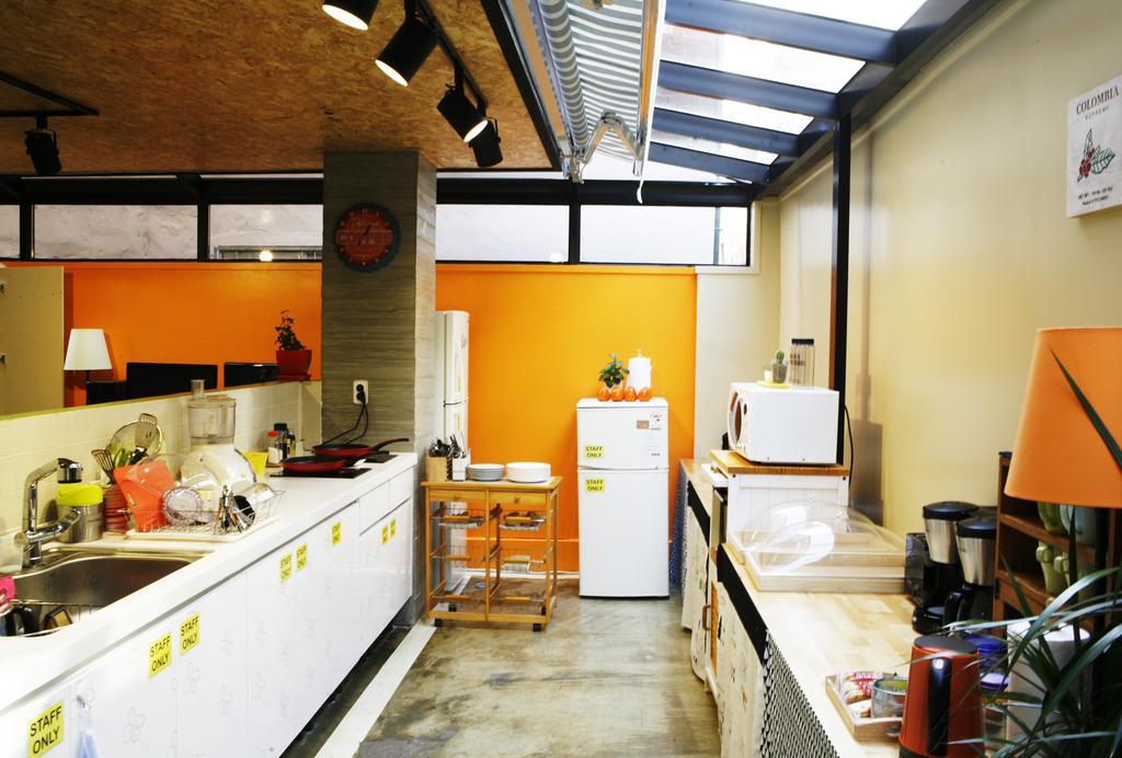 Lee & No Guesthouse Hongdae Séoul Extérieur photo